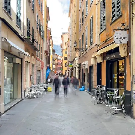 Apartament Mazzini 12, Elegant With Free Private Garage 800 M, Air Conditioning, Wi-fi, Just 100 M From The Public *