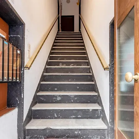 Mazzini 12, Elegant With Free Private Garage 800 M, Air Conditioning, Wi-fi, Just 100 M From The Public *