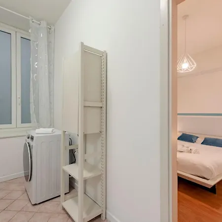 Mazzini 12, Elegant With Free Private Garage 800 M, Air Conditioning, Wi-fi, Just 100 M From The Public Apartament *