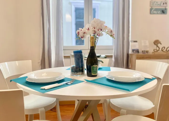 Mazzini 12, Apartment *